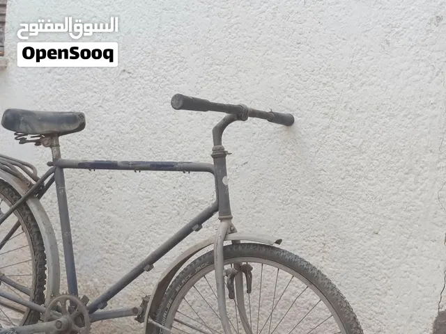الدرجة ربي يبارك تبي زوز بيتسات في القومة الخلفية أو تبي كتينة أو فيها افرينو بدالاي