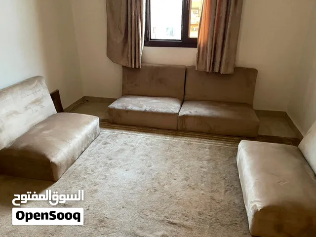 كنبة أربعة قطع