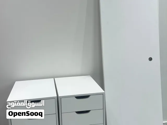 مكتب Gameing مكتبة وكرسي نفخ يتحمل فوق 180 كيلو الي يشتري الميز و المكتب الكرسي هدية اقرا الوصف مهم