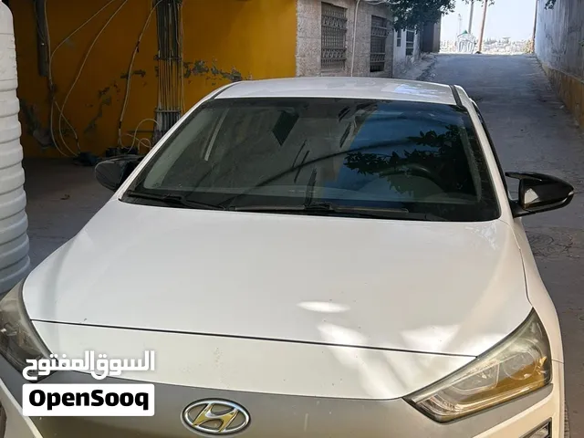 هيونداي أيونيك 2018