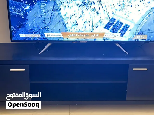 شاشة 60 بوصة فيلبس مع طاولة