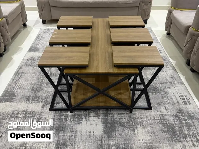 طاولات خدمة