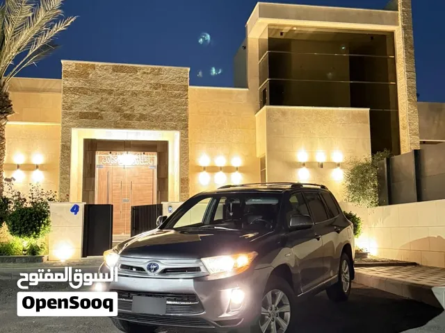 Used Toyota Highlander in Amman