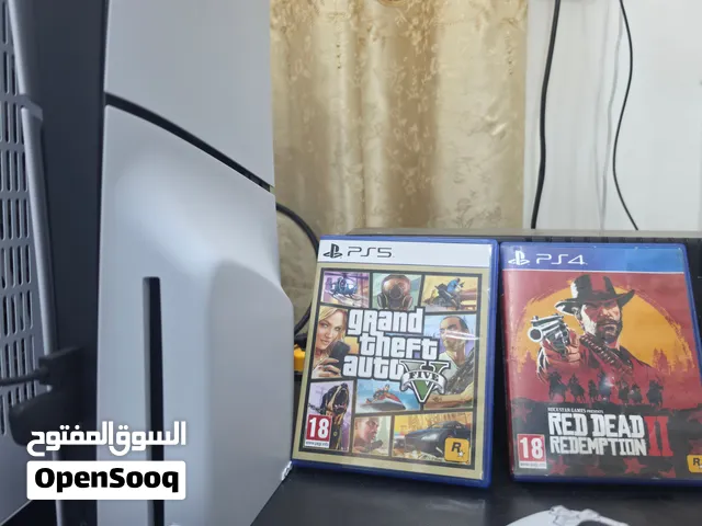 بلي ستيشن فايف سلم للبيع مع قرصين  gta او red dead