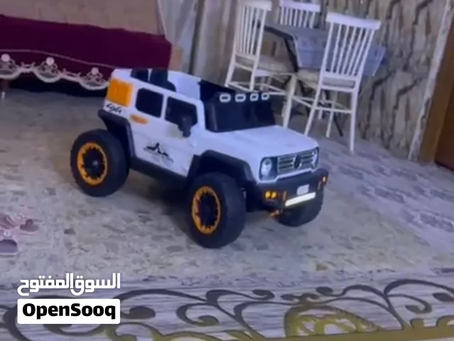 سياره شحن جيب دبل ماطور يعني دفع رباعي اخت الجديده اسعمال قليل جداً