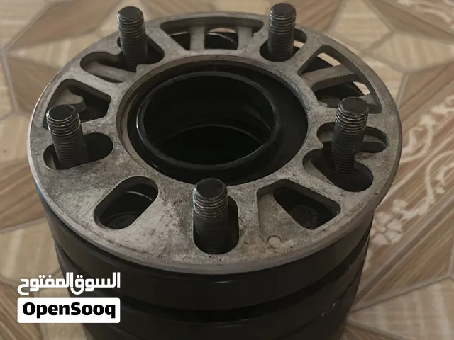 عندي سبيسرات مقاس 20 ومقاس 30 كل مقاس حبتين المجموع طالب فيهن 23 وعندي واشرات مقاس5 طالب فيهن خمسه