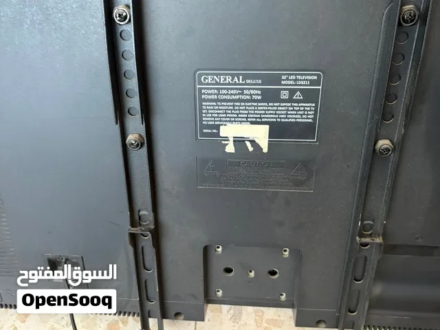 شاشة جنرال ديلوكس 32 بوصة مع حاملة حائط