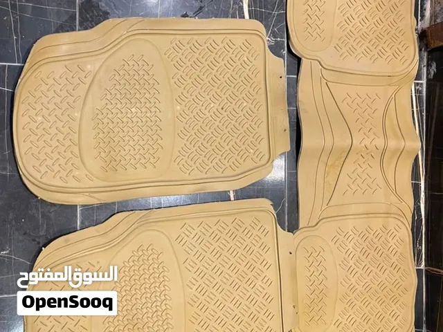 فررصة بسعر  استثنائي 500 لا يتكرر _طقم دواسات جلد4D بيج أصلي