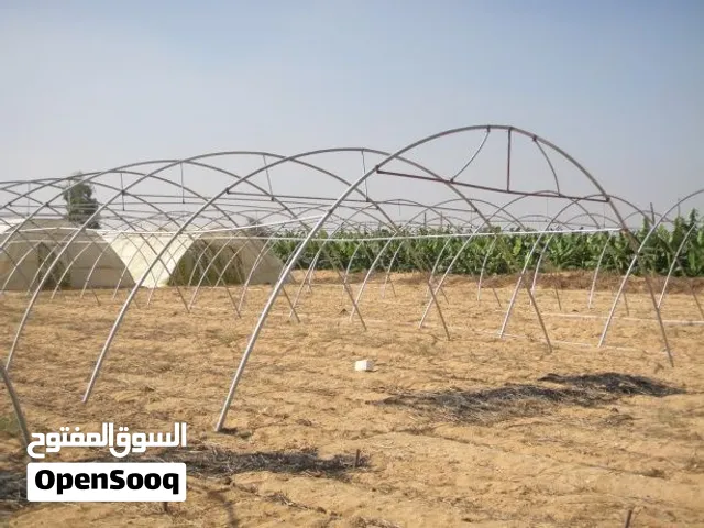 هيكل محمية زراعية تم فكه جاهز للنقل