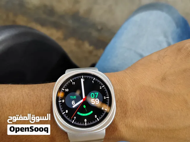 Samsung Galaxy watch 8 44mm for sale it's comes with charger screen protector Drifrene color strap