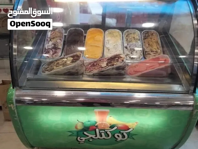 عدة مطعم كوكتيل كامله ثلاجات وفريزر وخلاطات للبيع بسعر حررق 550 دينار
