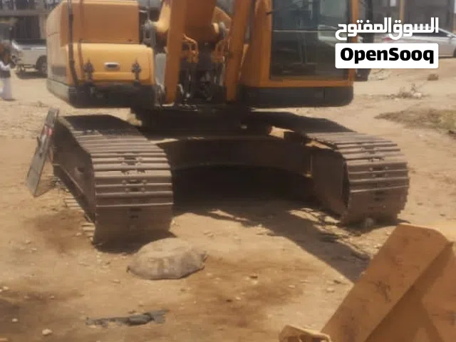 للبيع في الدامر حفار بوكلن هيواندي شهادة وارد 2018 بوضع الشركة شغل برة فقط3500ساعة