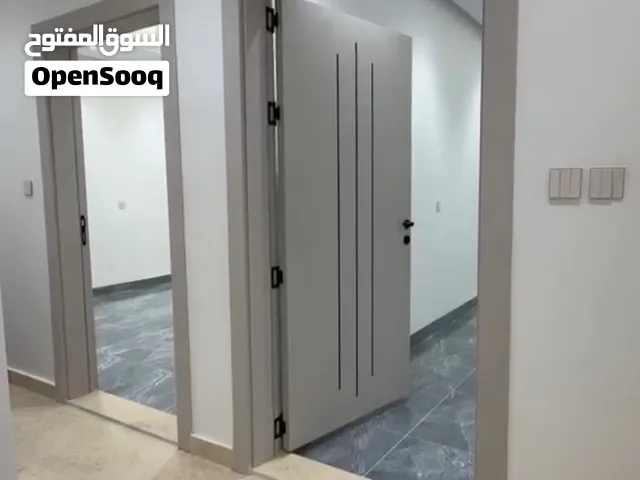 للايجار شقتين بجانب بعض جديد المطلاع N12