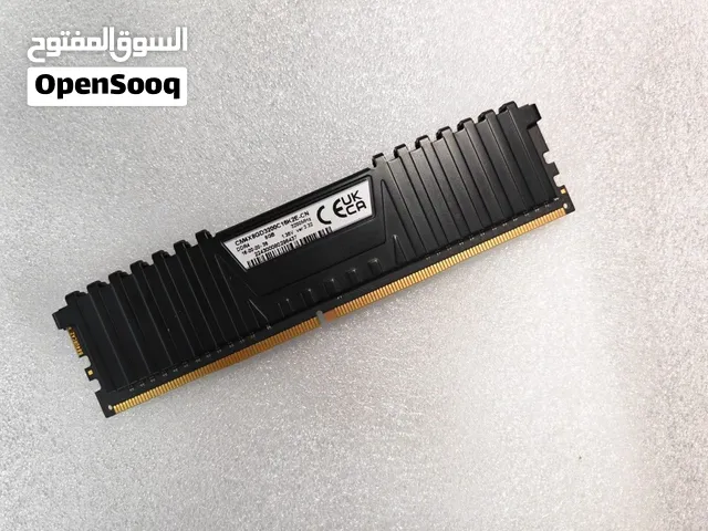 للبيع رام Corsair Vengeance 8GB DDR4 (تردد 3200MHz) أصلية ونظيفة
