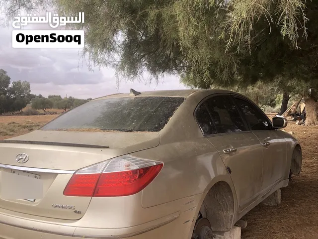 هونداي جنسس موديل 2008 سياره فل مصكر نقصها ديسكوات بس مكيف ثلج