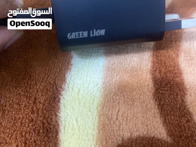 للبيع شاحن ممتاز  جديد مع الواير شاحن ايفون