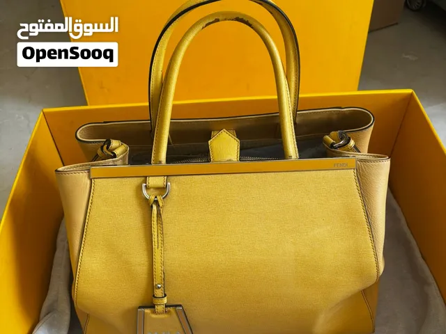 شنطة فندي أصلية Fendi 2Jours (أصفر) مع البوكس والدست باج