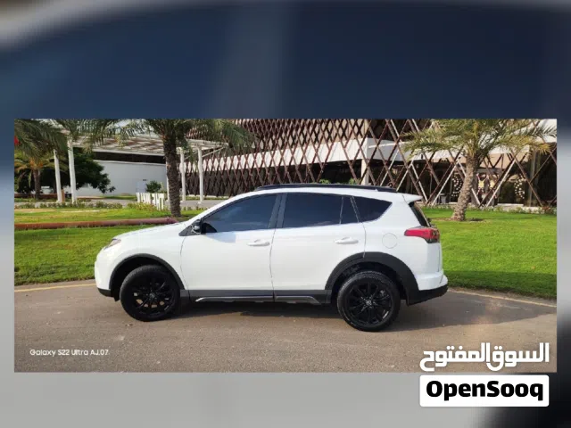 تويوتا راف فور ادفنتشر 2018 بحالة ممتازه جدا