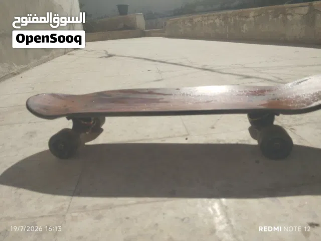 لوح تزلج (Skateboard) من ماركة Arbor العالمية - شغال 100% وبحالة ممتازة
