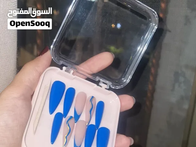 اظافر جل جاهزة