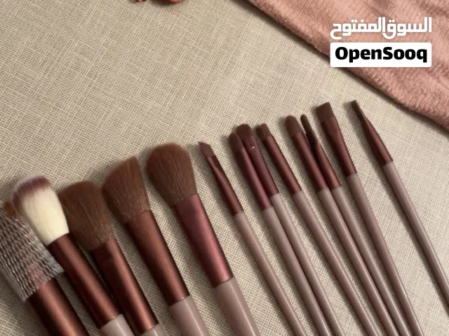 فرش ميك أب فاخر بـ جوان شمواء أنيق