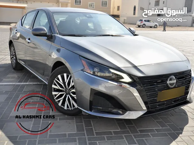 Used Nissan Altima in Muscat