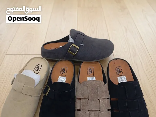 حذاء القبقاب طبي
