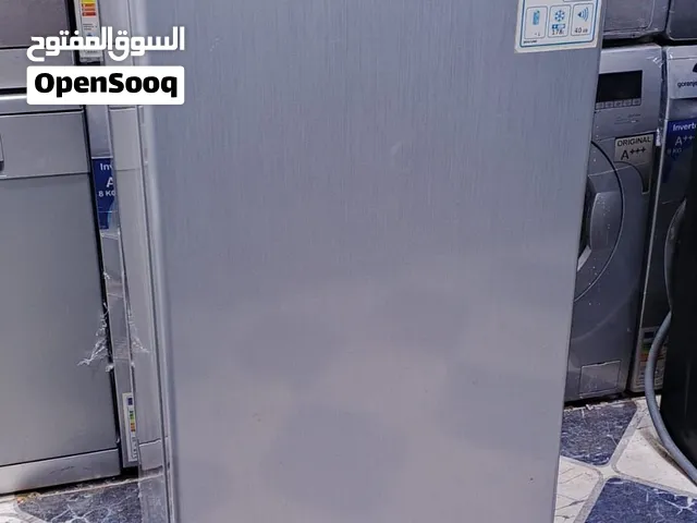 فريزر فيري كول 6 جوارير واسعة وقابلة للسحب تحافظ على الاطعمة طازجة تبريد صامت تفريز سريع