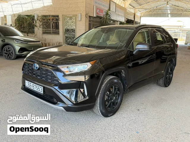 تويوتا راف فور ((2022)) فورويل.. حرة.. بحالة الوكاله.. للبيع بسعر مميز..
