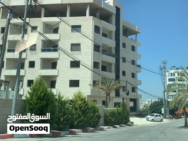 شقه سكنيه بموقع مميز