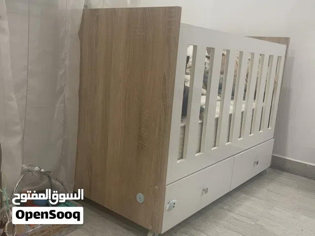 سرير اطفال
