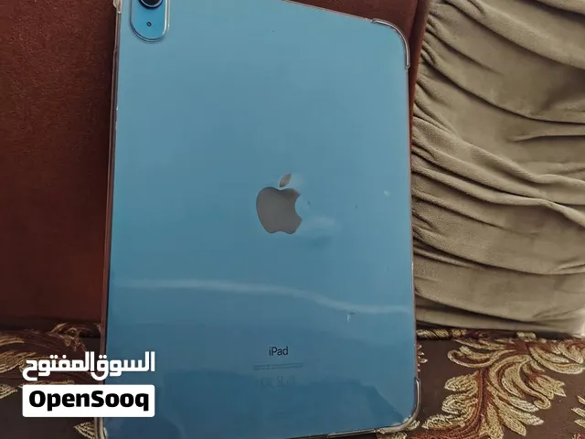 ايباد 10 للبيع بدون ملحقات ويا لزكه وكفر  بطاريه 92 مبدل تاج أصلي فقط