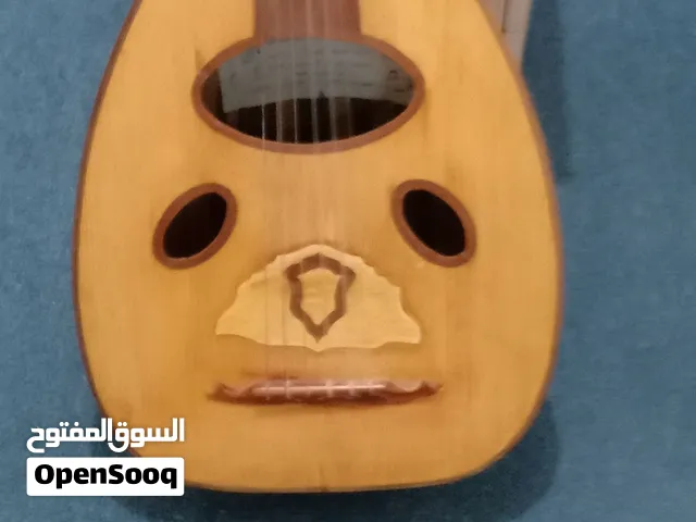 عودد مصري محمد امين قديم خشب ناشف صوت طرب يحتاج فقط اوتار اوتاره تعبانه