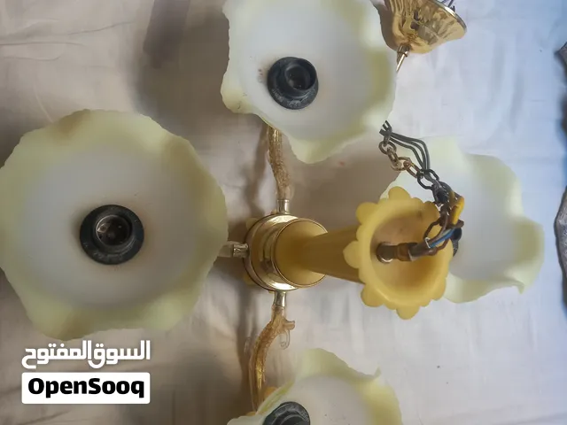 2 ثريات للبيع ادخل الوصف