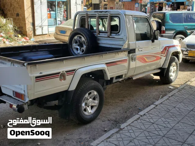 تويوتا شاص 2013 للبيع