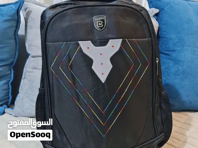 حقائب مدرسية