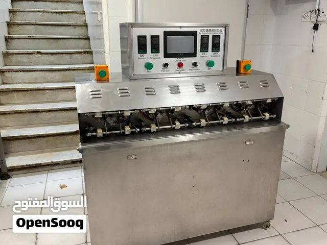 للبيع - ماكينة تعبئة وتغليف أكياس أوتوماتيك بالكامل