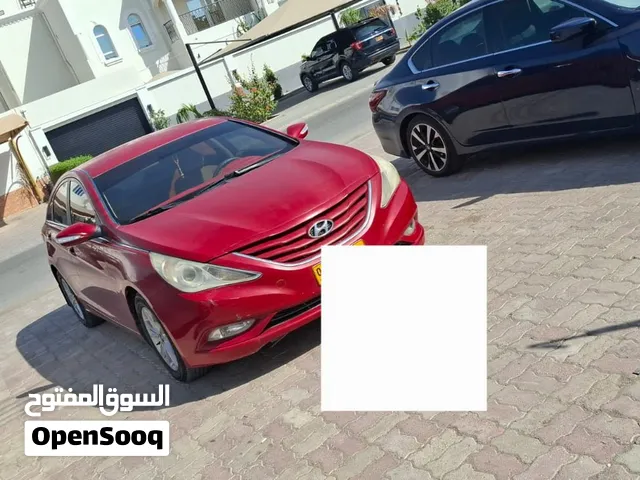 Sonata 2012 available for sale Engine Gear Ac original paint all ok No Mejor Accident with one year