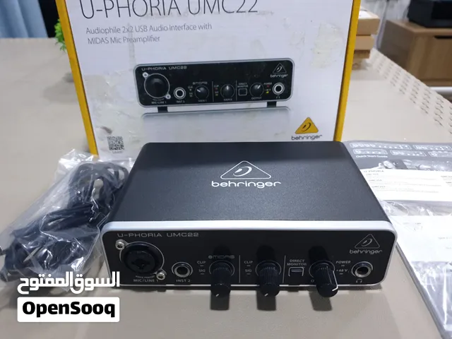 behringer U-phoria umc22 audio interface