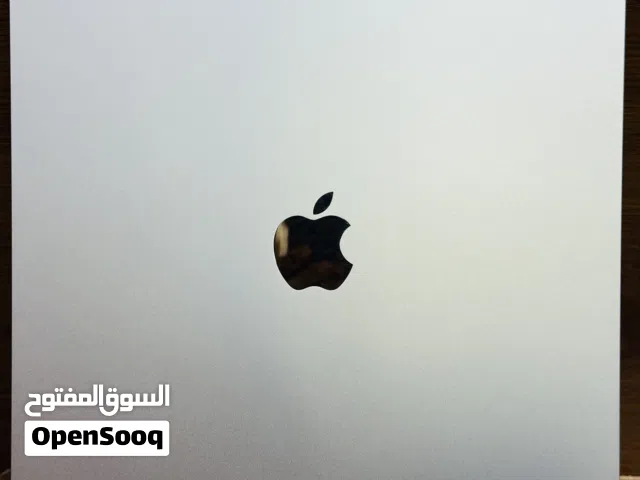 iPad Air 13-inch M2 256GB battery health 99 % three month under warranty .