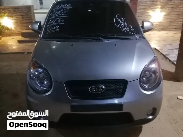 كيا مورنق 2009