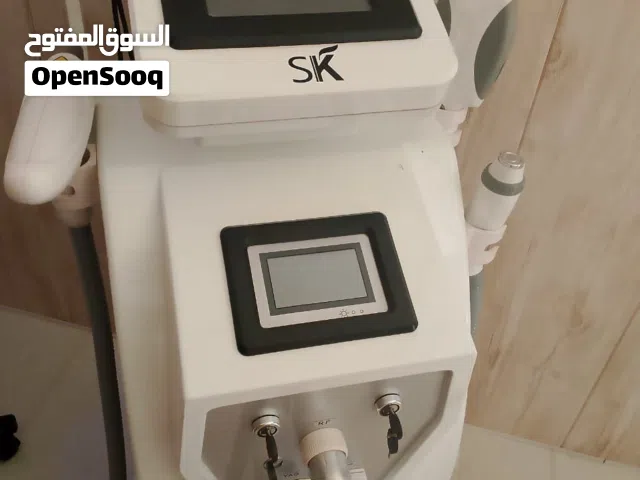 جهاز ليزر لإزالة الشعر مع اجهزة اخرى