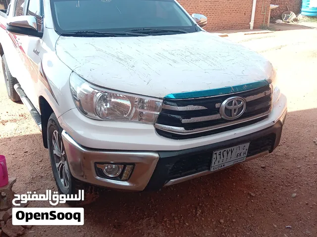 بكسي هايلوكس.. موديل 2016..بصمه اوتوماتيك عالي 4x4