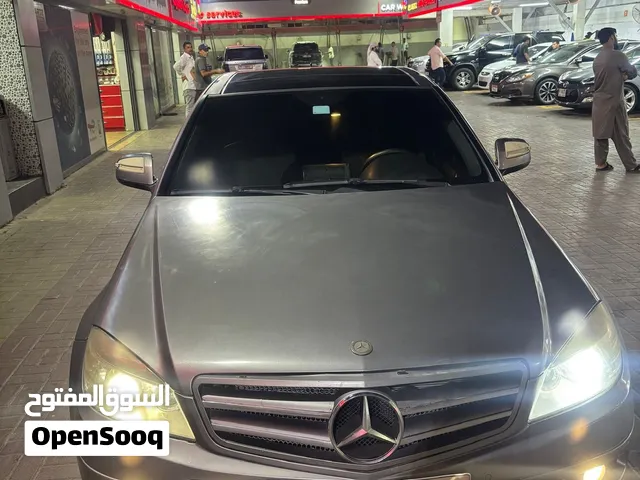 Mercedes Benz C280 - V6 -2008- GCC Full Option Panoramic sunroof