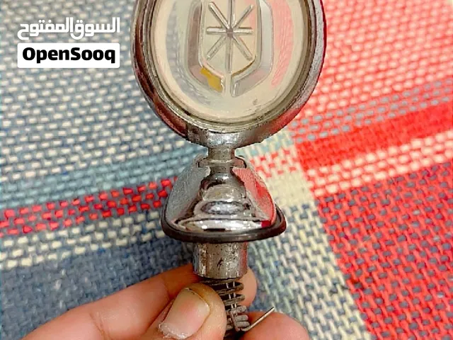 للبيع علامة تيوتا كريسيدا  ومرسيدس بنز اصلي