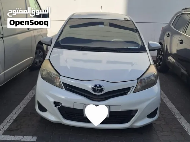 � تويوتا ياريس 2014 بحالة ممتازة للبيع