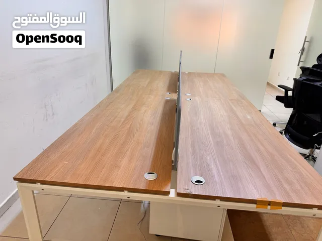 مكاتب للبيع