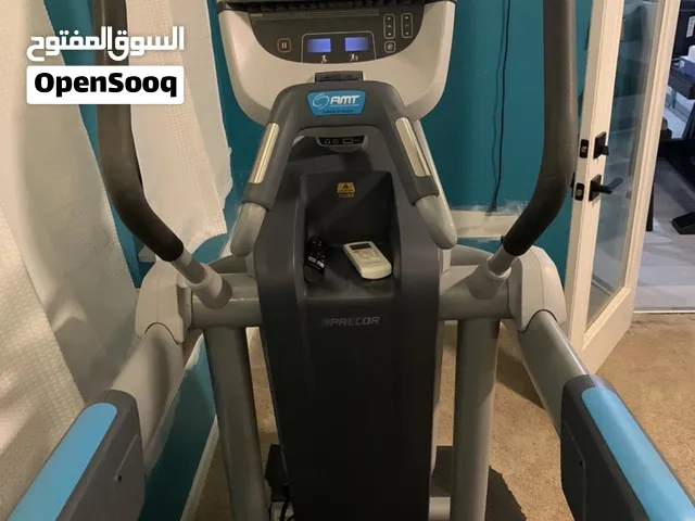 Precor AMT 885 P80 – Open Stride