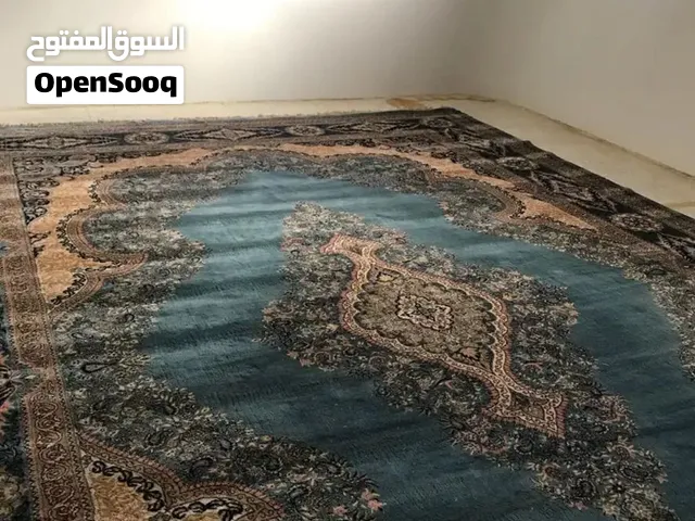 سجادة بصناعة تركية للبيع في الرياض ب 2500