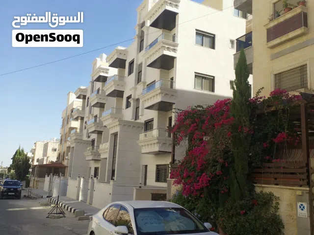 شقة مع روف للبيع في تلاع العلي جديدة بسعر مغري جداً من المالك الجود للإسكان 250 متر